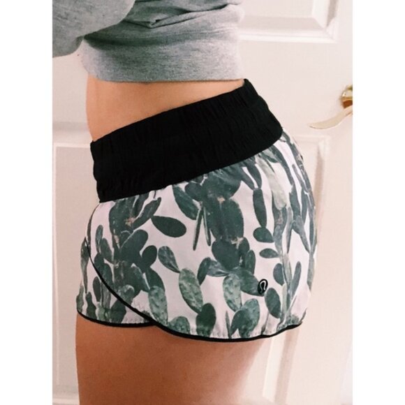 RARE Lululemon Reversible Surf Short UPF Prickly Pear Cactus XS - Picture 1 of 13